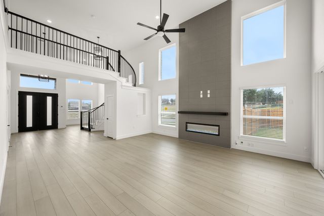 405 Newpark Boulevard, Desoto, TX 75115