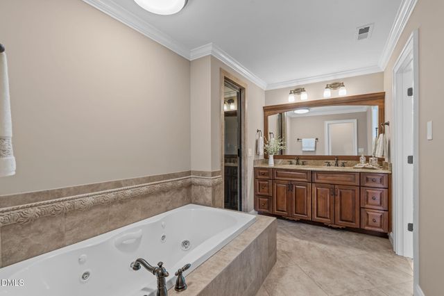 1508 Braden Overlook Court, Apex, NC 27502