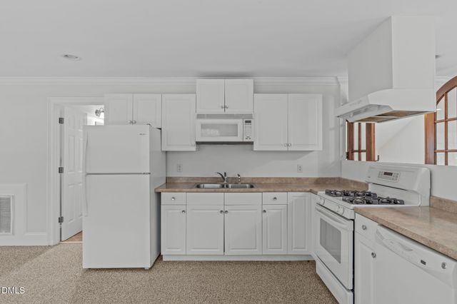 1508 Braden Overlook Court, Apex, NC 27502