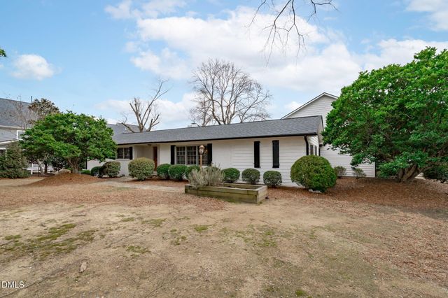 1508 Braden Overlook Court, Apex, NC 27502