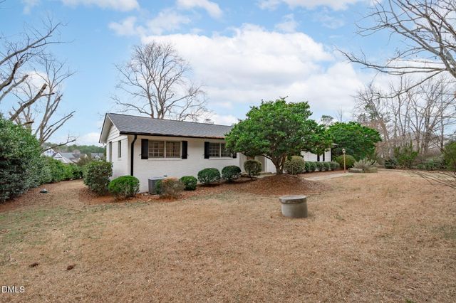 1508 Braden Overlook Court, Apex, NC 27502