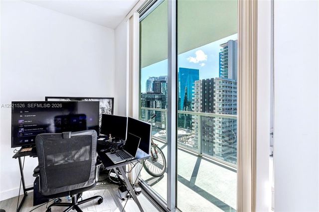 1111 SW 1st Ave 2319-N, Miami, FL 33130