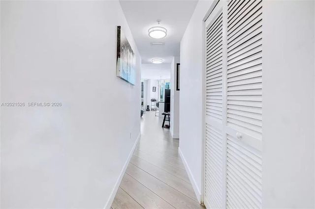 1111 SW 1st Ave 2319-N, Miami, FL 33130