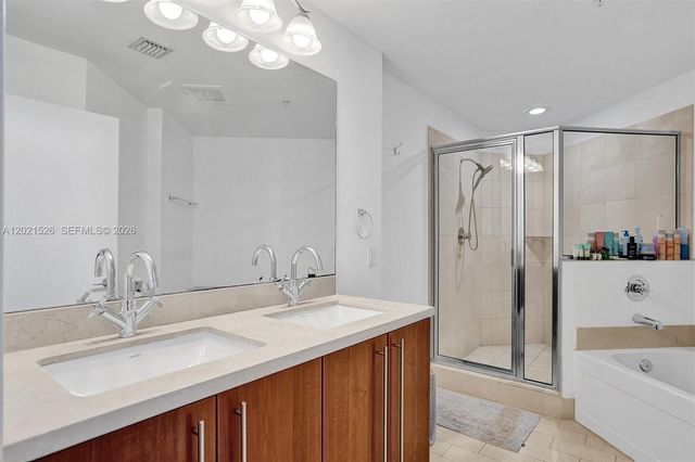 1111 SW 1st Ave 2319-N, Miami, FL 33130