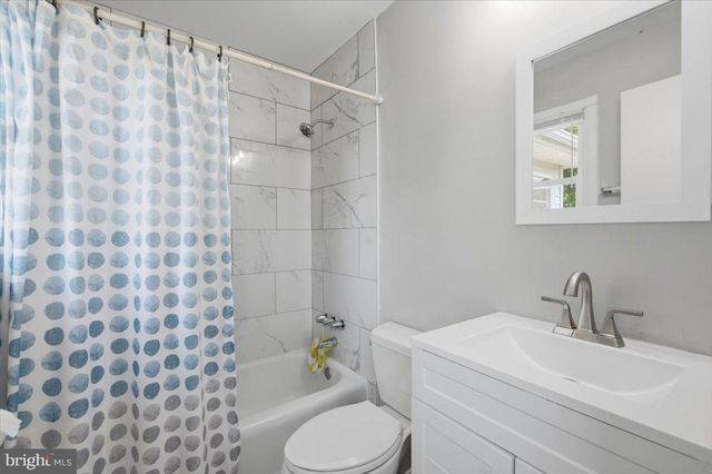 9933 LOUDOUN AVE, Manassas, VA 20109