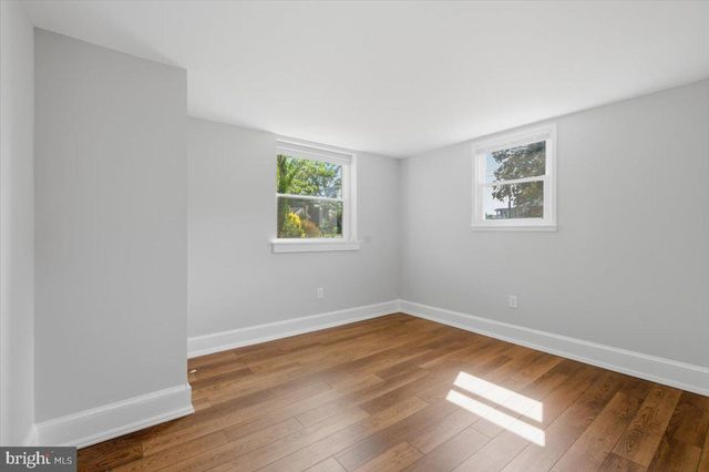 9933 LOUDOUN AVE, Manassas, VA 20109