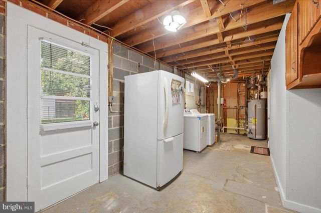 9933 LOUDOUN AVE, Manassas, VA 20109