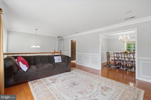9933 LOUDOUN AVE, Manassas, VA 20109
