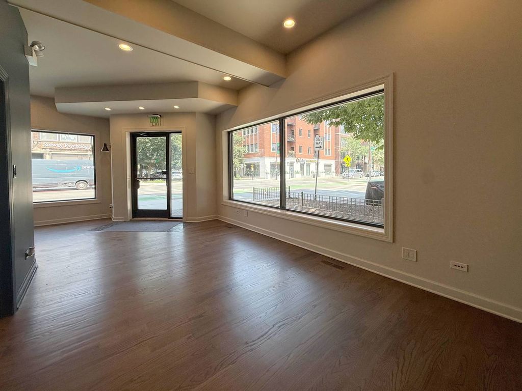 2301 W Belmont Avenue 1, Chicago, IL 60618 — photo 5
