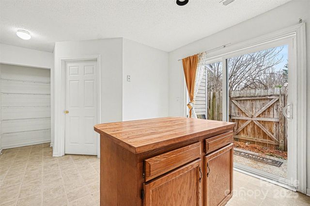 5672 Prescott Court, Charlotte, NC 28269