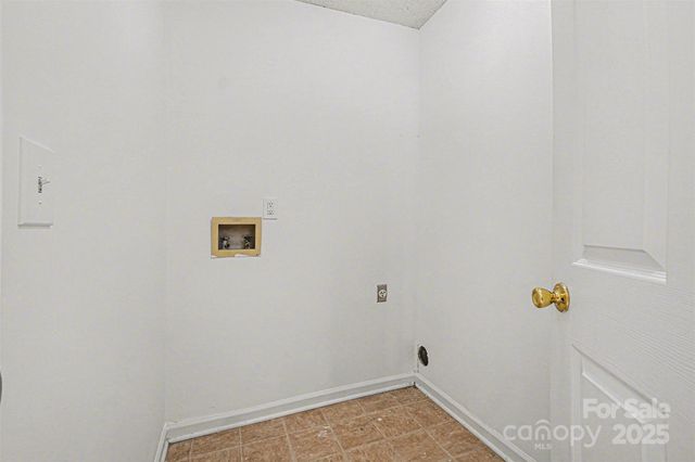 5672 Prescott Court, Charlotte, NC 28269