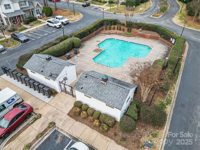 5672 Prescott Court, Charlotte, NC 28269