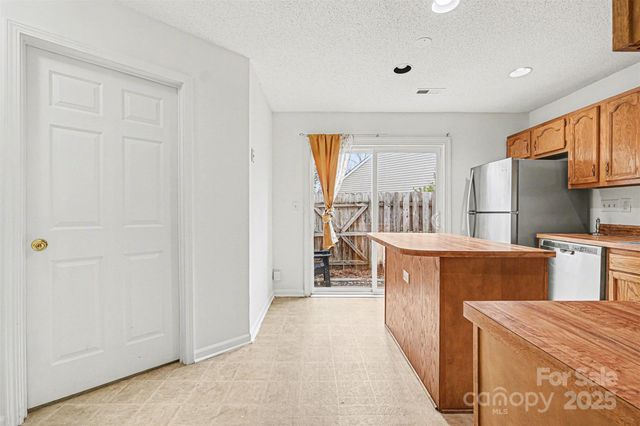 5672 Prescott Court, Charlotte, NC 28269