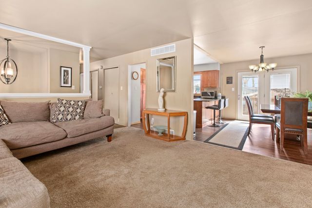 7511 Idaho Avenue, Hammond, IN 46323