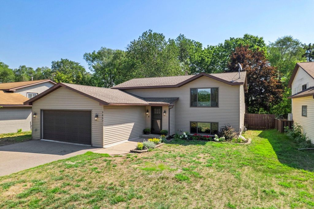 9807 Heath Avenue S, Cottage Grove, MN 55016 — exterior
