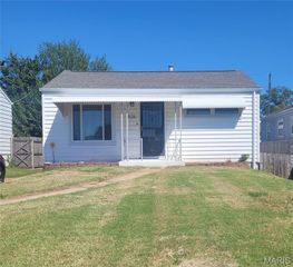 5525 Fyler Avenue, St Louis, MO 63139