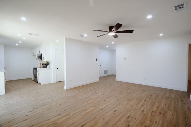 5106 Preston Trail, Garland, TX 75043