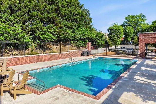 230 Meeting SE, Marietta, GA 30060