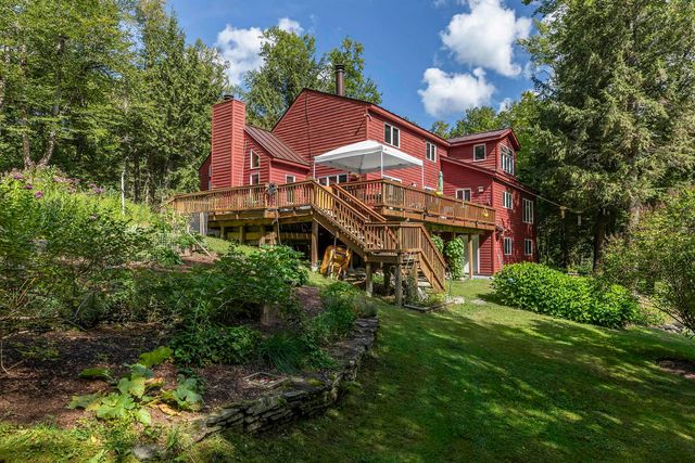 70 Hunter Lane, Jamaica, VT 05343