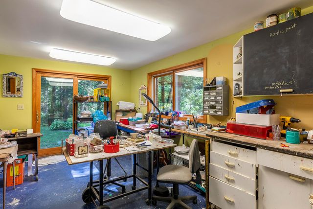 70 Hunter Lane, Jamaica, VT 05343