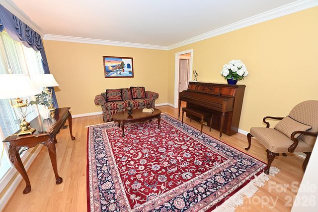 3493 Duck Pond Drive NE, Conover, NC 28613