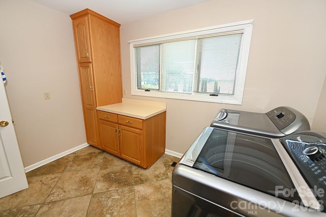 3493 Duck Pond Drive NE, Conover, NC 28613