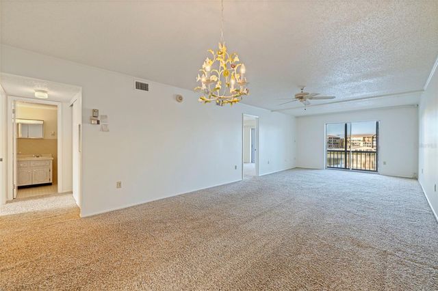 3408 LAKE BAYSHORE DRIVE P-317, Bradenton, FL 34205