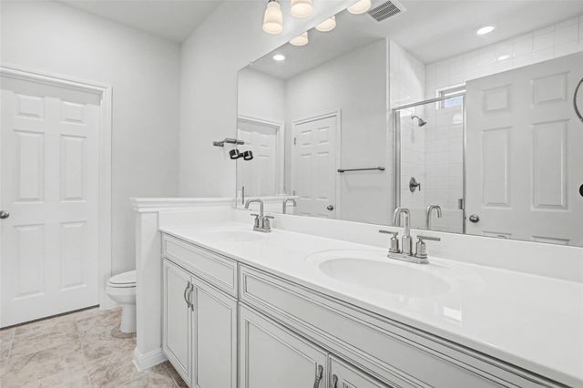 382 Smithsonian LN, Kyle, TX 78640