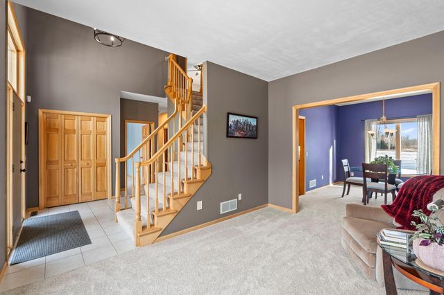 447 Theis Drive, Shakopee, MN 55379