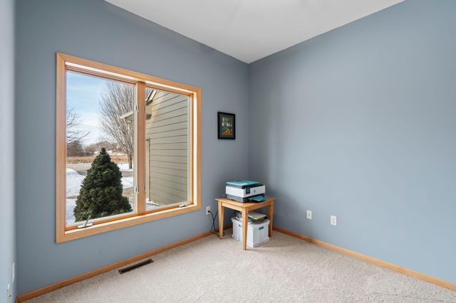 447 Theis Drive, Shakopee, MN 55379