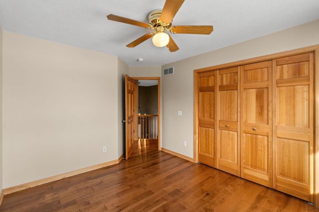 447 Theis Drive, Shakopee, MN 55379