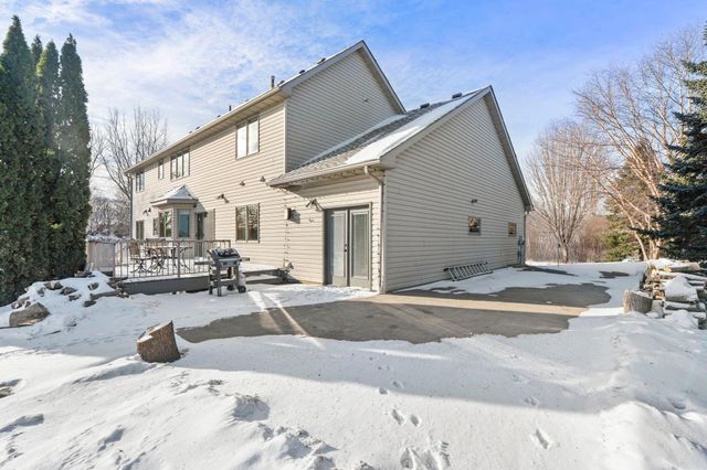 447 Theis Drive, Shakopee, MN 55379