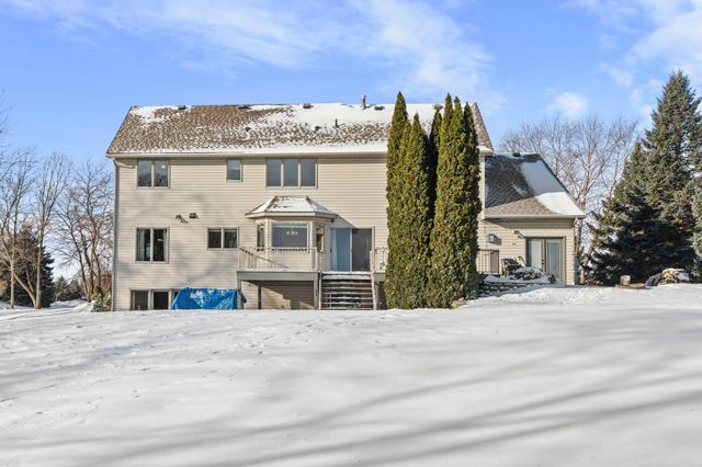 447 Theis Drive, Shakopee, MN 55379