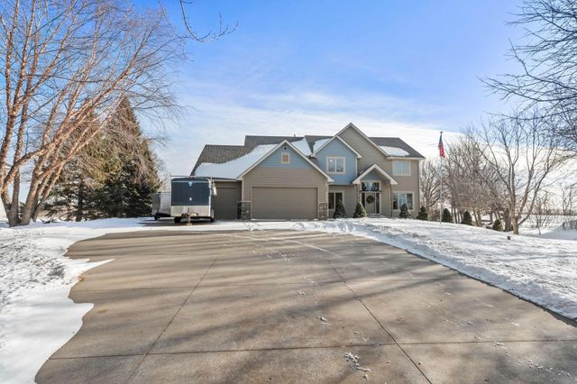 447 Theis Drive, Shakopee, MN 55379