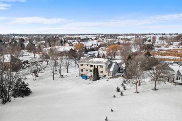 447 Theis Drive, Shakopee, MN 55379