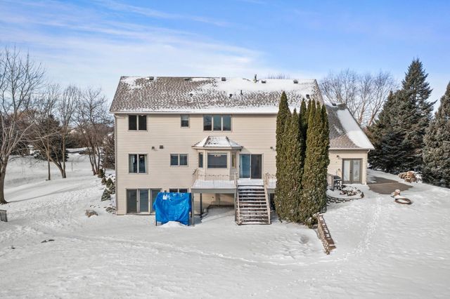 447 Theis Drive, Shakopee, MN 55379