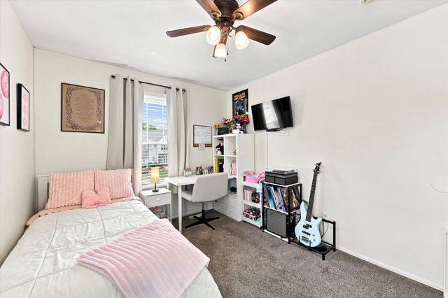 44 HOLLYBROOK DR, Sewell, NJ 08080