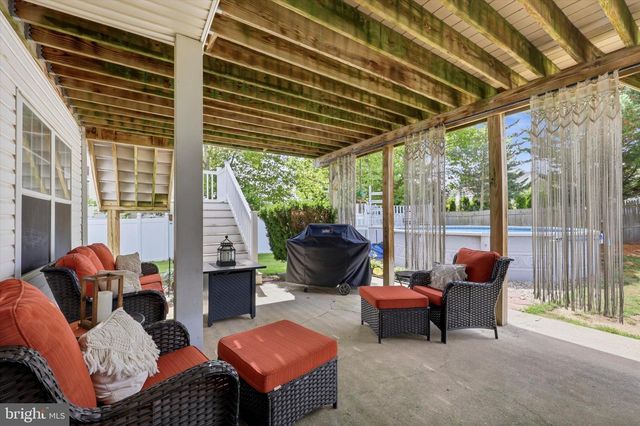 44 HOLLYBROOK DR, Sewell, NJ 08080