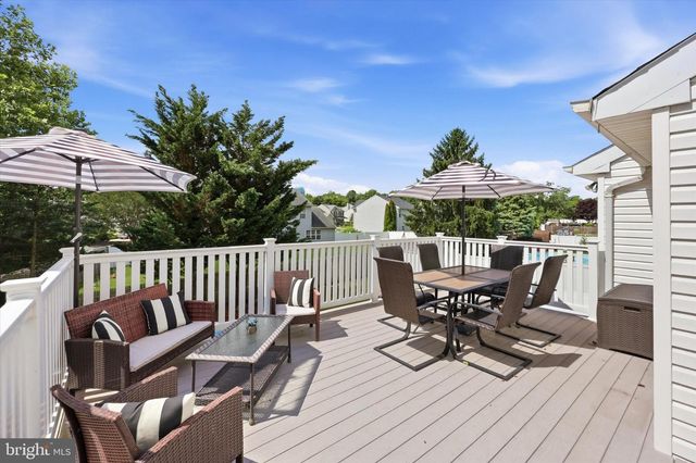 44 HOLLYBROOK DR, Sewell, NJ 08080