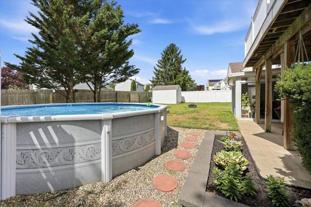 44 HOLLYBROOK DR, Sewell, NJ 08080
