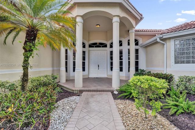 4921 NW 112th Dr, Coral Springs, FL 33076