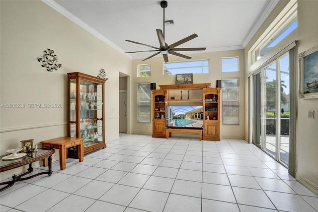 4921 NW 112th Dr, Coral Springs, FL 33076