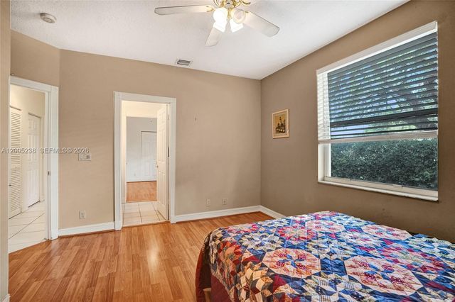 4921 NW 112th Dr, Coral Springs, FL 33076