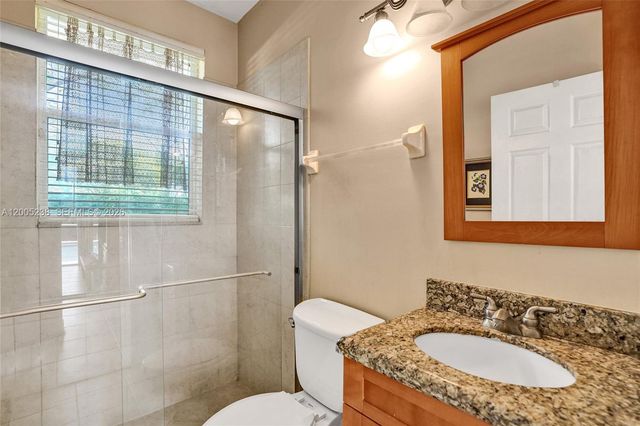 4921 NW 112th Dr, Coral Springs, FL 33076
