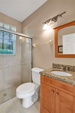 4921 NW 112th Dr, Coral Springs, FL 33076
