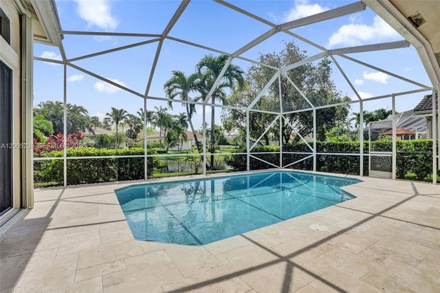 4921 NW 112th Dr, Coral Springs, FL 33076