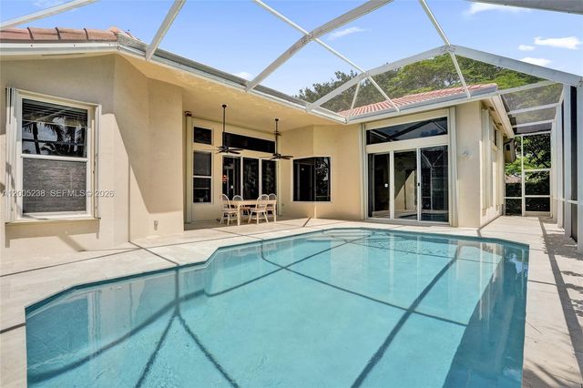 4921 NW 112th Dr, Coral Springs, FL 33076