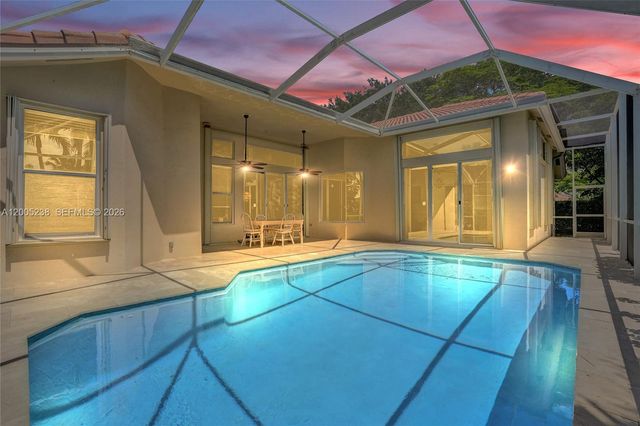 4921 NW 112th Dr, Coral Springs, FL 33076