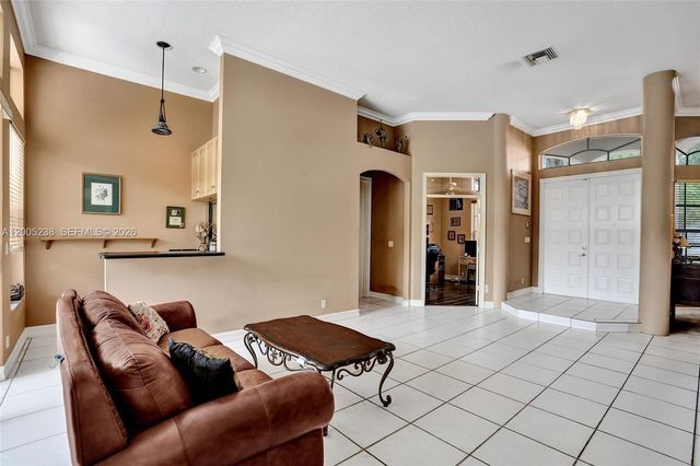 4921 NW 112th Dr, Coral Springs, FL 33076