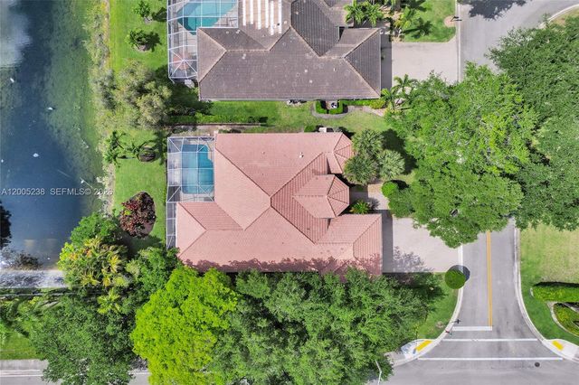 4921 NW 112th Dr, Coral Springs, FL 33076